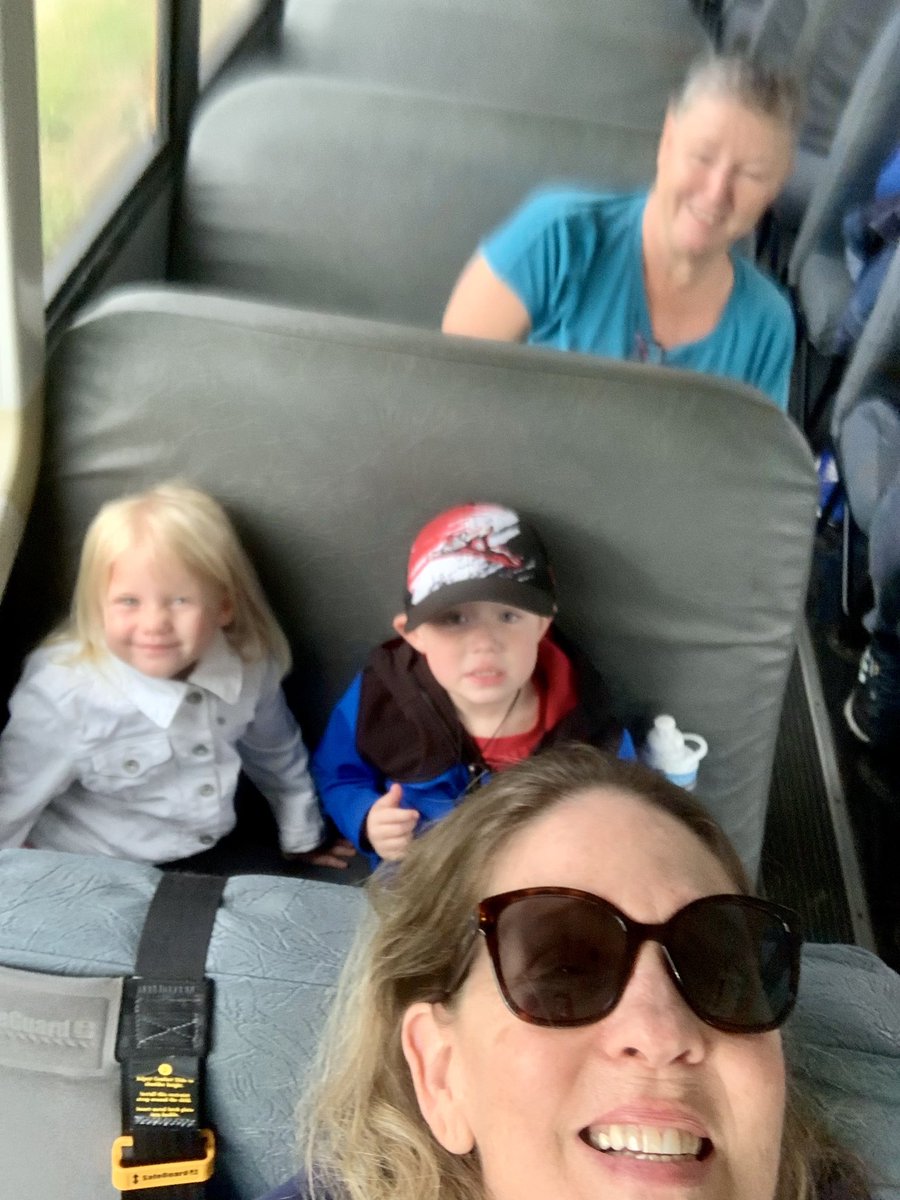 DoMo2818's tweet photo. PreK Zoo field trip, last one of the year #wearecucps #prek #ccesdukes https://t.co/5WXe4QPt6B