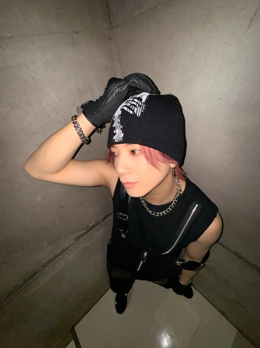 honda_0411's tweet photo. 本日誕生日でした。
そんな誕生日は24時間生配信をしました
最高な20代ラストのスタート
観てくれた方沢山ありがとございました！

そして自分の名前も日本ランキングでトレンドTOP10にも！本当にありがとー！😭
たくさん盛り上げてもらえて幸せです。

そして LOVE BANDITZのアー写も公開❤️‍🔥
どうでした?沢山聞かせてねー❤️‍🔥