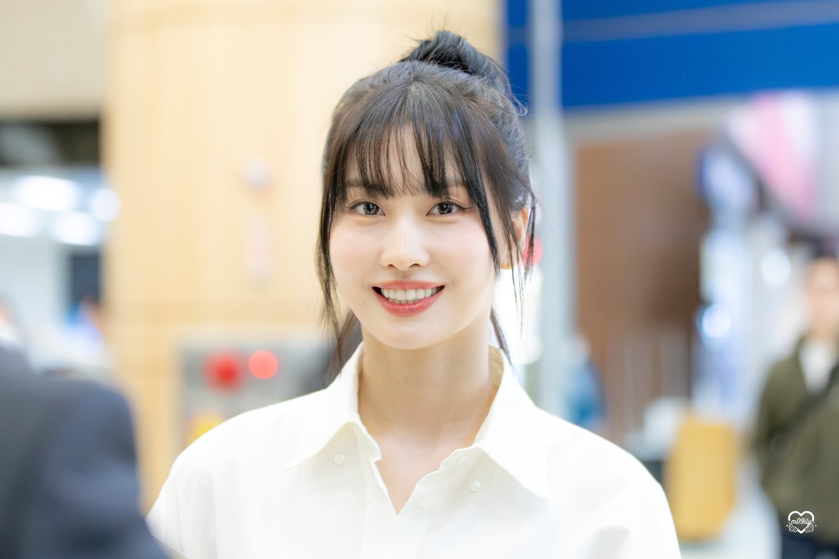 m09ily's tweet photo. 240405 GMP 모모 HQ⋆꙳✩

나의 영원한 공주님 🐻‍❄💘

#모모 #momo  #twice
#트와이스 #モモ https://t.co/bbrgYrGlJy