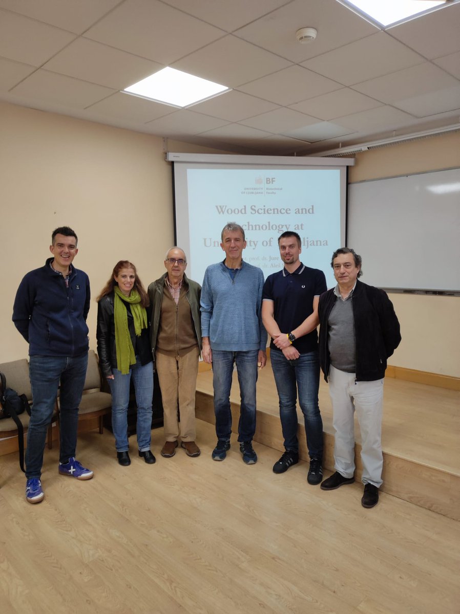 Esta mañana hemos contado con los  profesores Dr. Aleš Straže y Dr.Jure Žigon de la Universidad de Ljubljana (Eslovenia) que han impartido una conferencia titulada: "Nondestructive Testing of Wood. Research experiences from University of Ljubljana" <a href="/IFA_upm/">Doctorado IFA UPM</a> en <a href="/MontesUPM/">ETSI de Montes, Forestal y del Medio Natural</a>