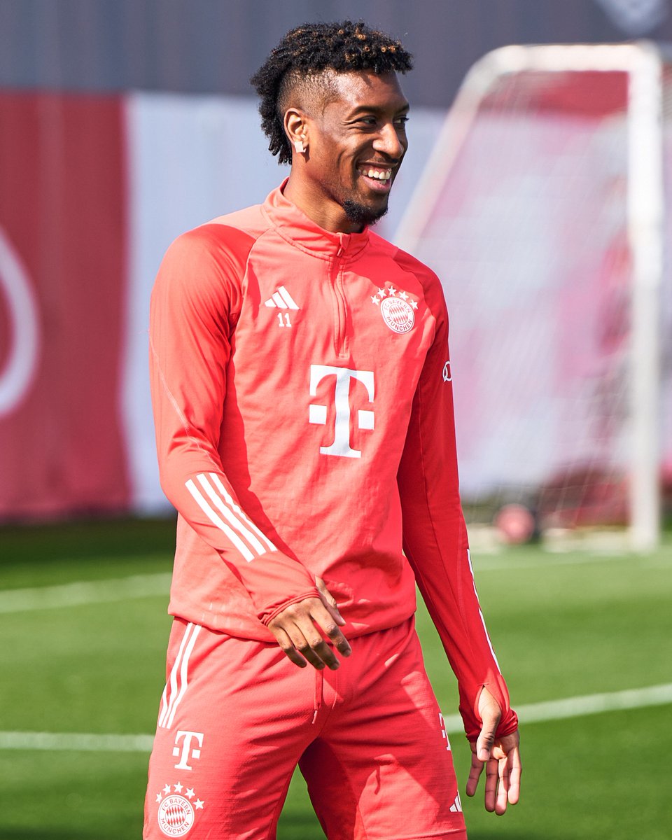 FCBayernEN's tweet photo. Back to work 😀

#MiaSanMia https://t.co/hHLgPRJZvf