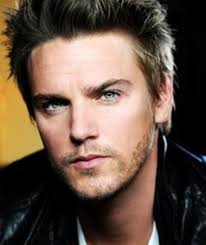 merlinpapin3's tweet photo. .@FredOL69007 On souhaite un Bon Anniversaire à #RileySmith qui a 46 ans on peut le voir dans
Nancy Drew
Proven Innocent
Life Sentence
Frequency
Les Experts
Radio
Motocross https://t.co/ExQnisWNFi