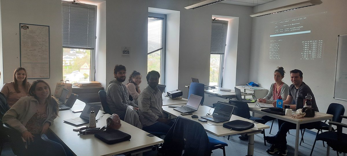 Exciting week in our Bioinformatics/High-Throughput Analysis lab! 🧬Jannes, Daria, and Winfried led an insightful workshop on ONT sequencing, diving deep into cutting-edge techniques and analysis methods. Thank you to all who participated! #Bioinformatics #ONTSequencing #workshop
