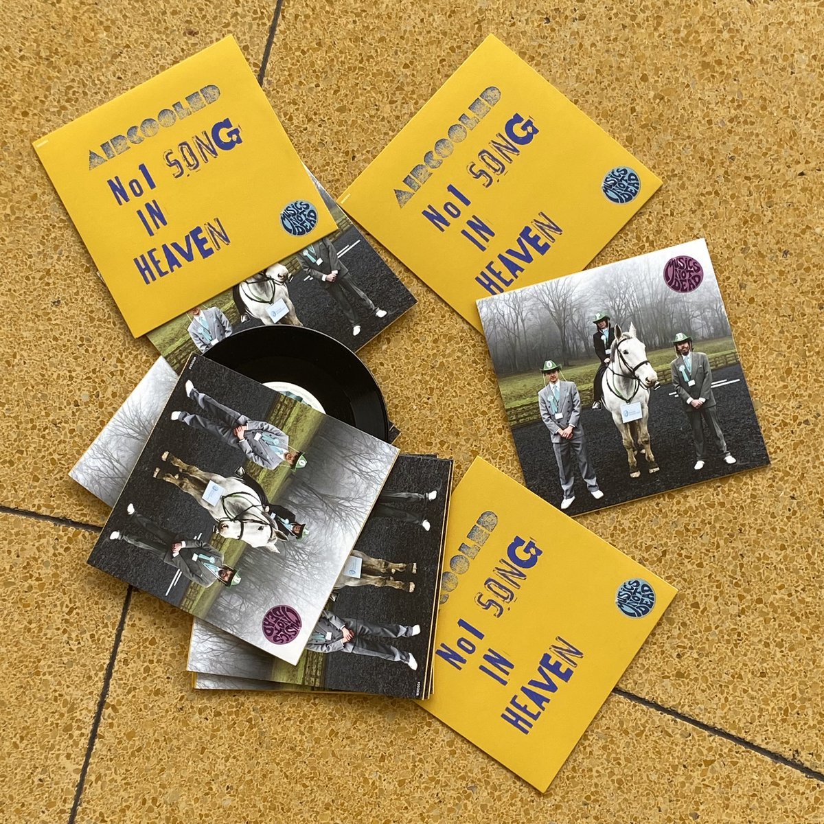 AircooledM's tweet image. New single alert…….

Delighted to announce our completely unofficial RSD split 7” single with Aircooled / Office for Personal Development, Aircooled taking on Sparks - No1 Song In Heaven and OPD - Dolly’s 9 To 5! come and get it on 20/04/24 from 8am - Music’s Not Dead