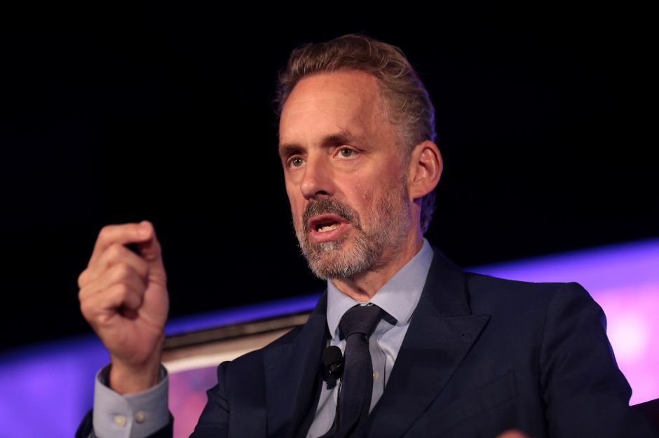 Jordan Peterson made a big impact on my self-improvement journey. I've spent 100+ hours studying his books, podcasts, and lectures. Here are 8 of his best lessons that changed my life: