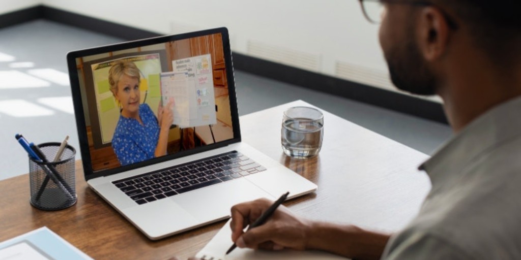 SmekensEd's tweet image. Receive a yearlong plan for teaching reading when you attend the #CompCON Virtual event on June 11-12!
✅ CompCON kit mailed to you
✅ Copy of The Comprehension Playbook
✅ Access to session recordings for 1 year
✅ Lifetime access to digital resources
✅ Earn 11 hrs of PD credit