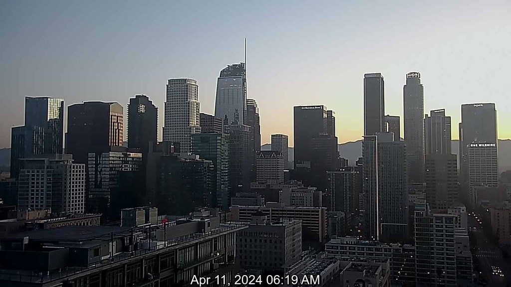 As we near #sunrise on April 11, 2024 at 06:26AM, the downtown #LosAngeles temperature is 54°F. Today's expected high is 80°F. Let's strive to make this day a safe one!