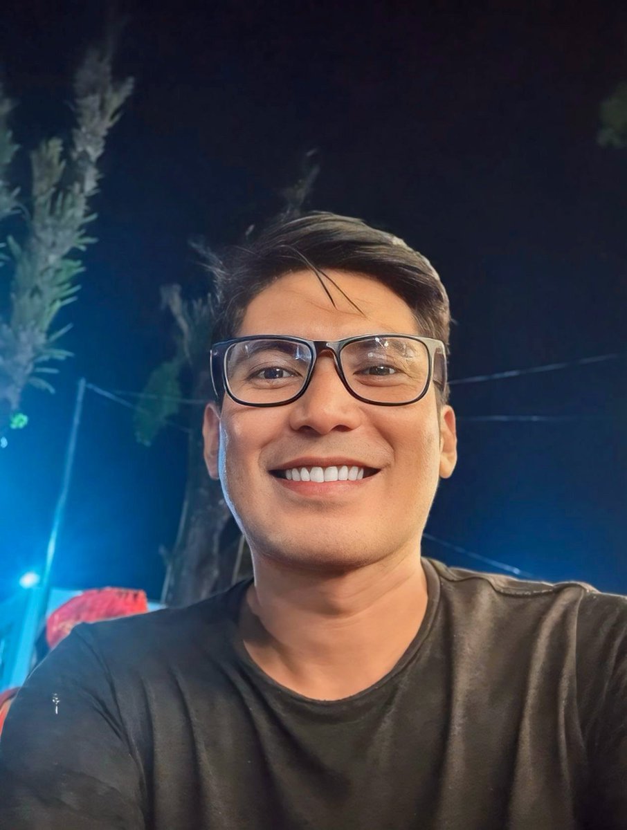 Bob_joeREAL's tweet photo. Pa minsan minsan nlng po tayo nakaka pag selfie 😅 https://t.co/aQYRoZKBZe