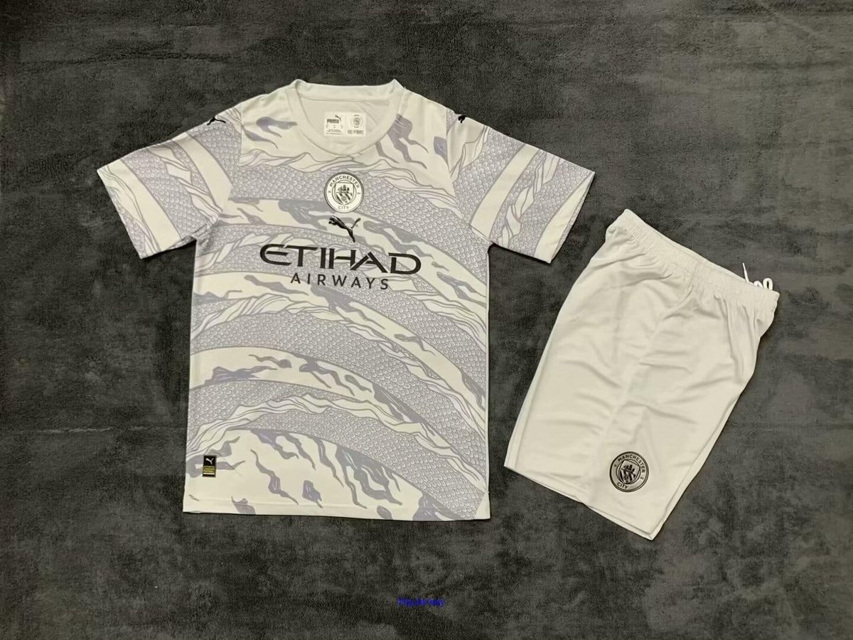 keranbin's tweet photo. ballJerseys #SoccerKits #ReplicaJerseys #FootballFashion #TeamJerseys #SportsApparel #JerseyCollection #AthleticWear #SoccerFans #FootballCulture #GameDayGear #SportsFashion #JerseyLove #SupportYourTeam #SoccerStyle https://t.co/sYAGw9Ts2d