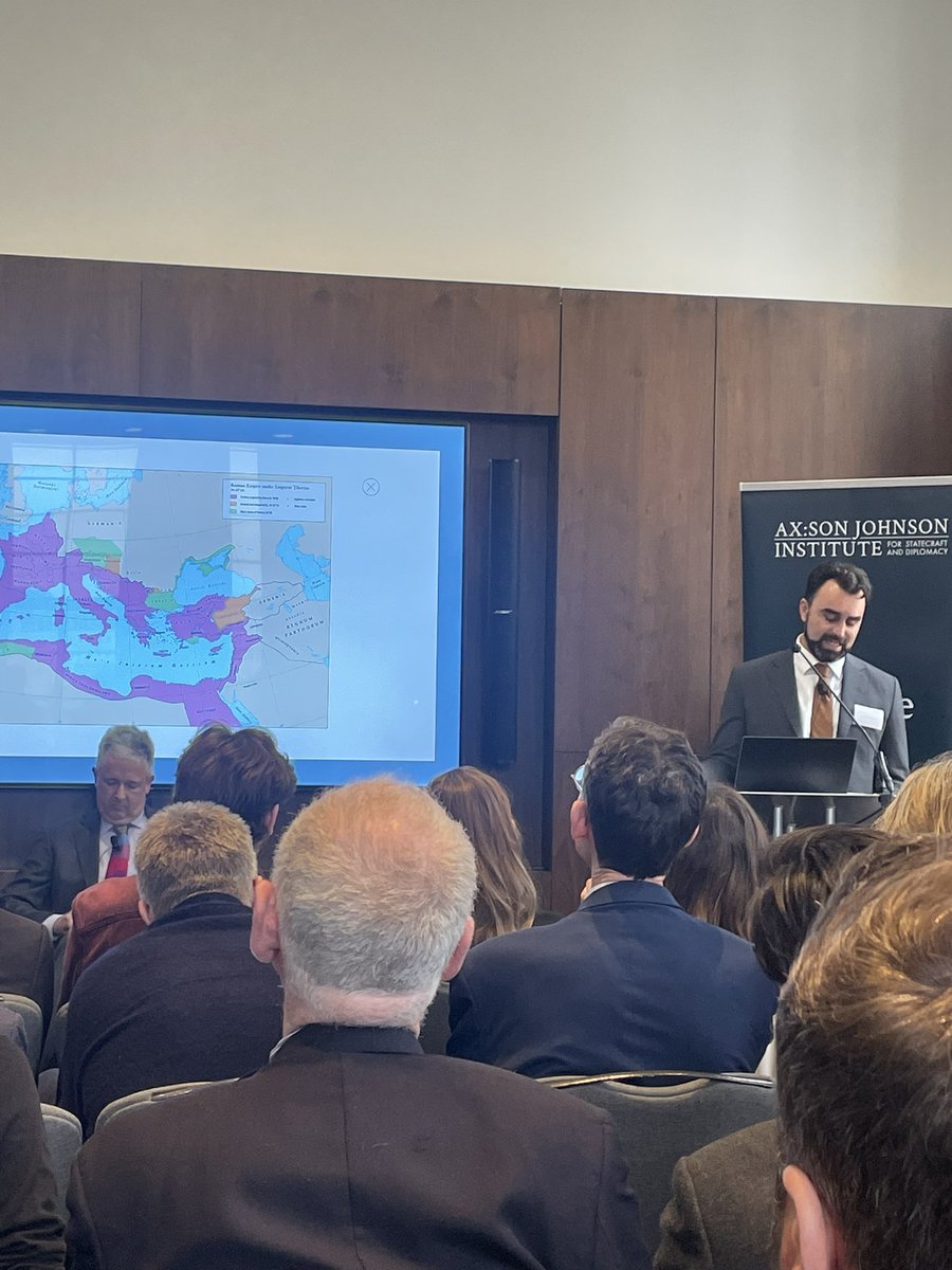 Wonderful to launch “Iron Imperator” in a packed room in London today. Thanks to the Ax:son Johnson Foundation & @KCL_CGS for their organizational prowess & to @NevilleMorley for his generous and thoughtful commentary.