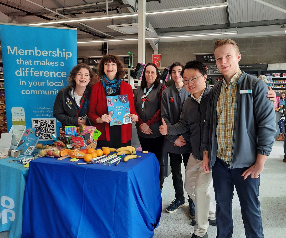 Superb opening of <a href="/coopuk/">Co-op</a> #Comberton #Cambridgeshire!  Well done to all the team <a href="/skhouryhaq/">Shirine Khoury-Haq</a> <a href="/MattHood20/">Matt Hood</a> <a href="/CoopFranchise/">Martin Rogers</a> <a href="/steveall1/">Steve Allsey</a>  <a href="/RebeccaBirkbeck/">Rebecca Birkbeck</a> <a href="/CampbellNaomh/">Naomh Campbell 🐯</a> Louis Zeng #MemberPioneers #CoopNMC 💙