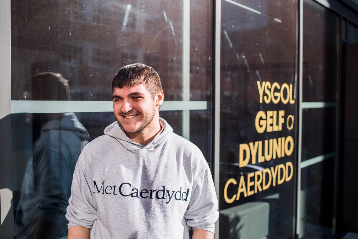 Prifysgol Metropolitan Caerdydd (@metcaerdydd) on Twitter photo Oeddech chi’n gwybod bod Met Caerdydd yn gweithredu Safonau Cymraeg <a href="/ComyGymraeg/">ComisiynyddyGymraeg</a> ar draws y Brifysgol i ddarparu’r gwasanaeth gorau posib i’w staff, myfyrwyr a’r cyhoedd?
Mae ein Hadroddiad Monitro Safonau’r Gymraeg diweddaraf ar gael nawr: bit.ly/4at8Yhf Oeddech chi’n gwybod bod Met Caerdydd yn gweithredu Safonau Cymraeg <a href="/ComyGymraeg/">ComisiynyddyGymraeg</a> ar draws y Brifysgol i ddarparu’r gwasanaeth gorau posib i’w staff, myfyrwyr a’r cyhoedd?
Mae ein Hadroddiad Monitro Safonau’r Gymraeg diweddaraf ar gael nawr: bit.ly/4at8Yhf