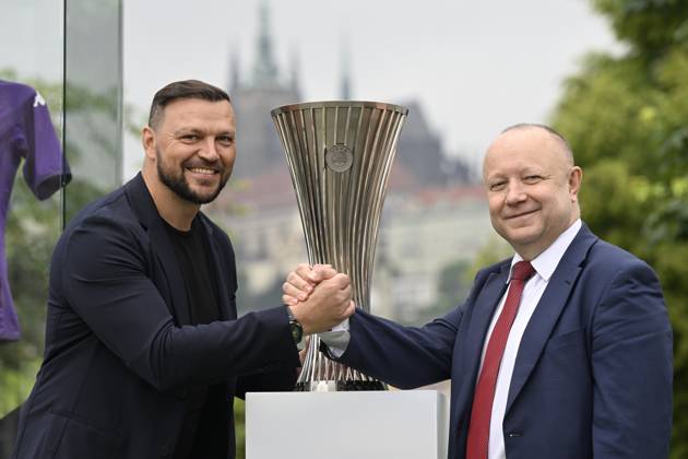 Tomas Ujfalusi: 'Fiorentina Konferans Ligi'nde kendini bir sonraki turda görebilir ama dikkat etmeli. Galatasaray, Sparta Prag'ı hafife aldı ve elendi. Fiorentina'nın kesinlikle Viktoria Plzen'i hafife almaması lazım.'