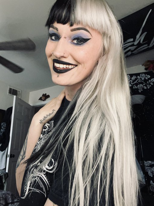 🖤 #sammiebeare #alternative #babe https://t.co/zfe7JlVP6v<a href="/tag/sammiebeare"class="tags">#sammiebeare</a><a href="/tag/alternative"class="tags">#alternative</a><a href="/tag/babe"class="tags">#babe</a>