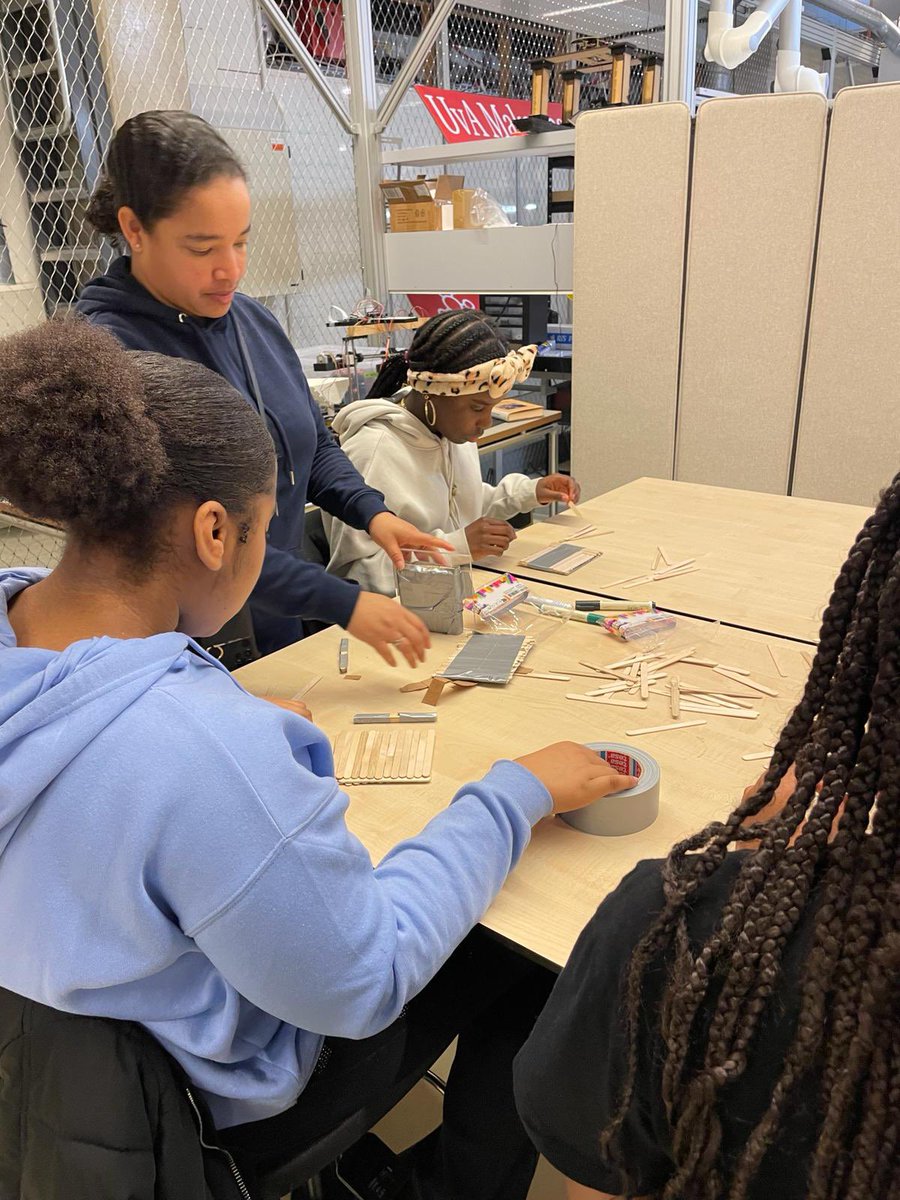 Girls’ Day op de <a href="/UvA_Amsterdam/">UvA Amsterdam</a> en <a href="/VUamsterdam/">Vrije Universiteit Amsterdam (inactief)</a>. Lees hier meer: linkedin.com/posts/b%C3%A8t… #vhto