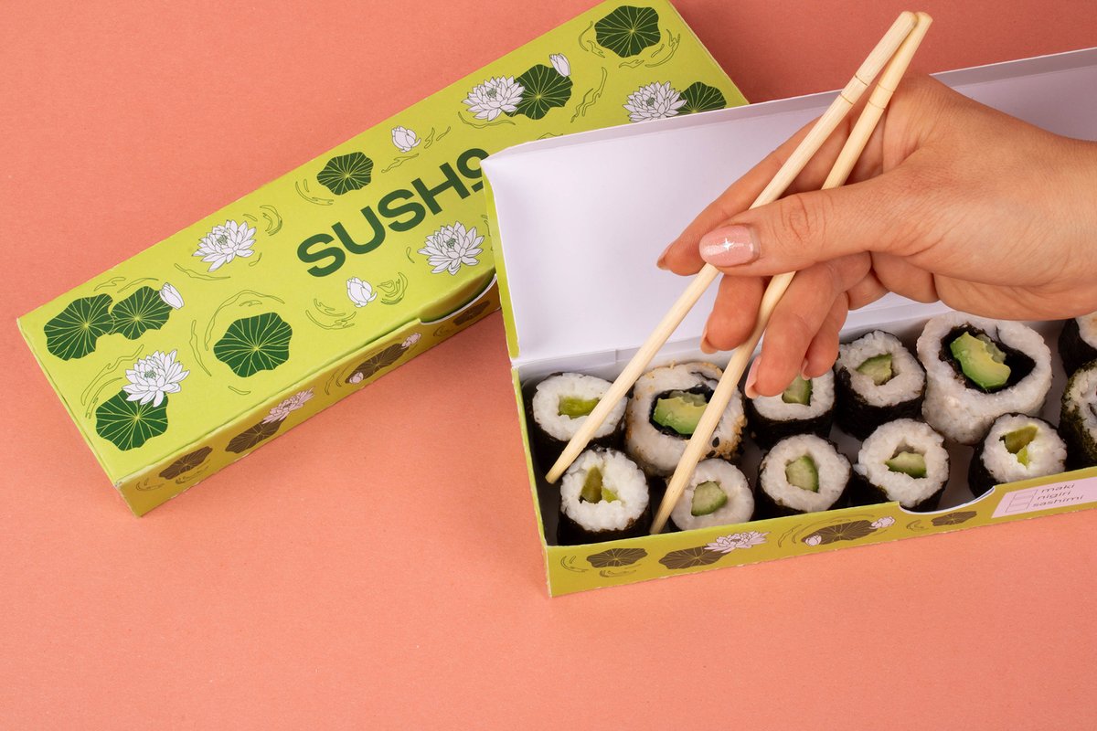 Nikolett László #packagingdesign for SUSHO features a custom dieline for transport and aim to replace plastic packaging. Reflecting nature's hues, green signifies vegan, blue represents mixed options, and salmon pink denotes fish selections. #DailyDesignInspiration