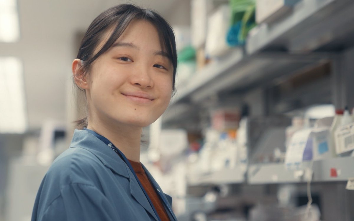 Ever wonder what it's like to be a research trainee at @KBI_UHN @SchroederInst @DKJEI_UHN @UHN - Canada's largest research and teaching hospital network? Watch this video! -> youtu.be/zc9tXtF2QXk #KrembilResearchDay #WeAreKrembil #TeamUHN