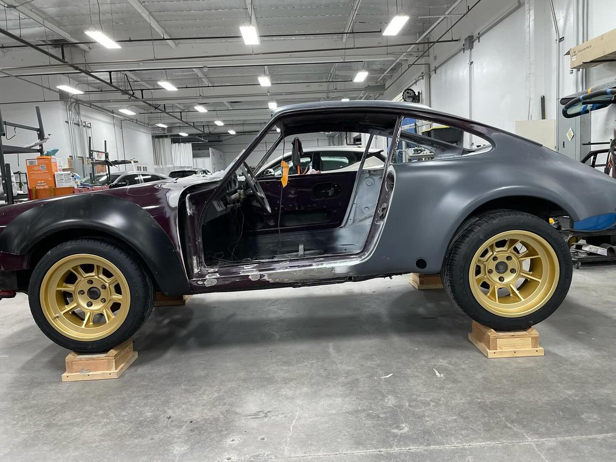 CarManToday's tweet photo. Anyone got the 17’s on their ride yet?  🛞
PAG 17 x 8 et -10 &amp; 10 et -35 for use without spacers on wide arched (non 491/930) cars.
#5x130 #911backdate #911carrera #911classic #911outlaw #911r #911rsr #911st #911swb #aircooled #classicporsche #drivetastefully #flat6 #group4wheels https://t.co/ffZkzngfeB