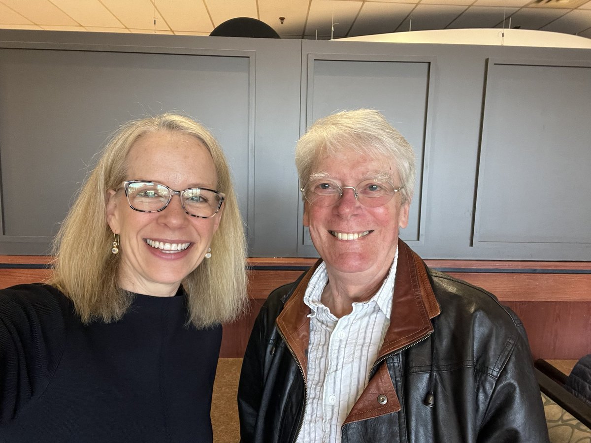 Great to meet with anti-hunger advocate Steven Krikava this morning! Thank you for sharing your perspective and expertise on a number of topics - I’m grateful for your time. #MN03 #KellyForCongress #Minnetonka