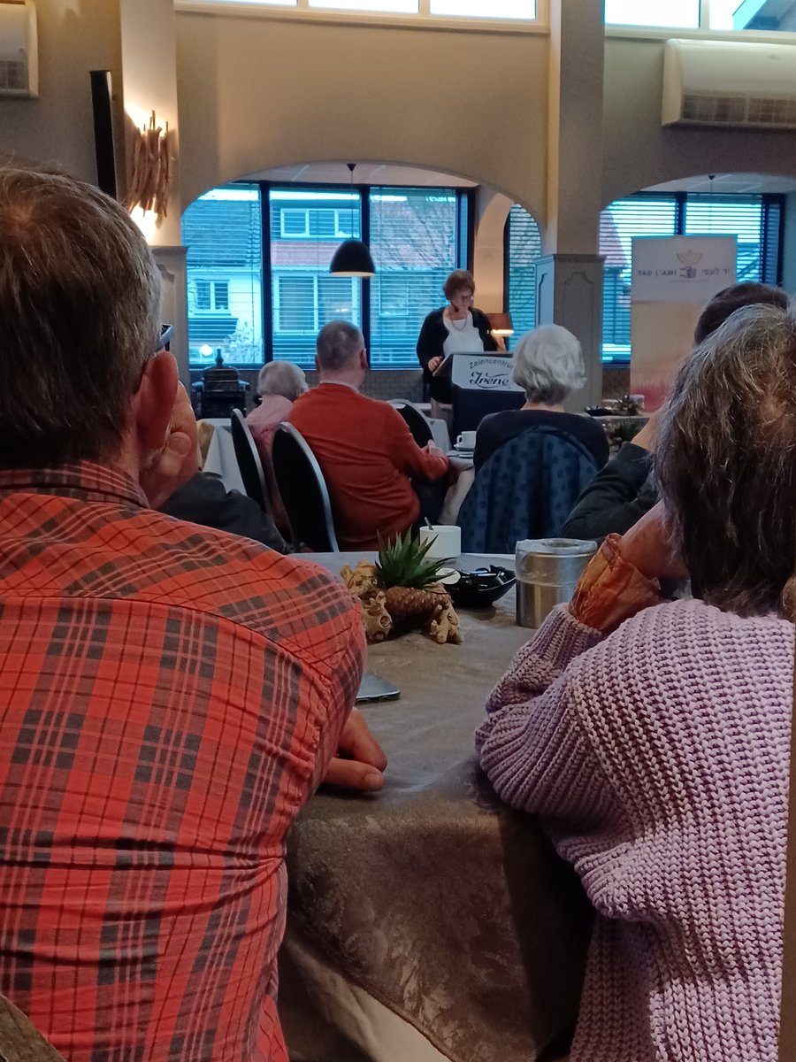 Indrukwekkend verhaal van Ria Doekes van Yad L'ami. Voor de wereld is 7 okt al erg lang geleden, wij zitten er nog midden in...