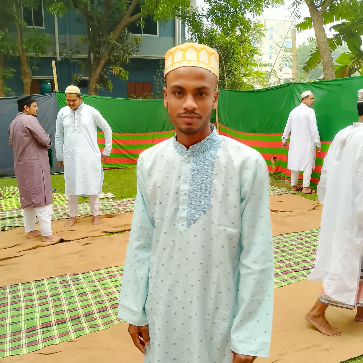 raju_md5971's tweet photo. Vتَقَبَّلَ اللّهُ مِنَّ وَ مِنْكُمْ
"তাকাব্বালাল্লাহু মিন্না ওয়া মিনকুম"
🌸🌙 ঈদ মুবারাক 🌙🌸
#EidUlFitr #EidMubarakEveryone #EidCollection2024 #fypシviralシ2024 #eidulfitr2024ra https://t.co/noOlctyQ7q