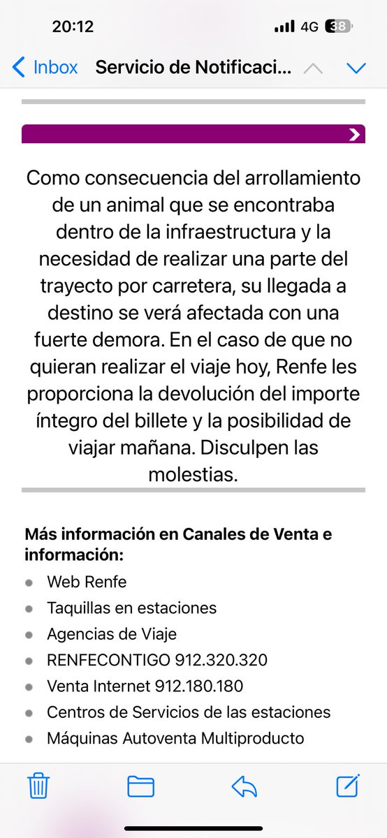 FuNn's tweet photo. @Renfe De coña … después de casi tres horas de retraso … https://t.co/z4kWrCClTj