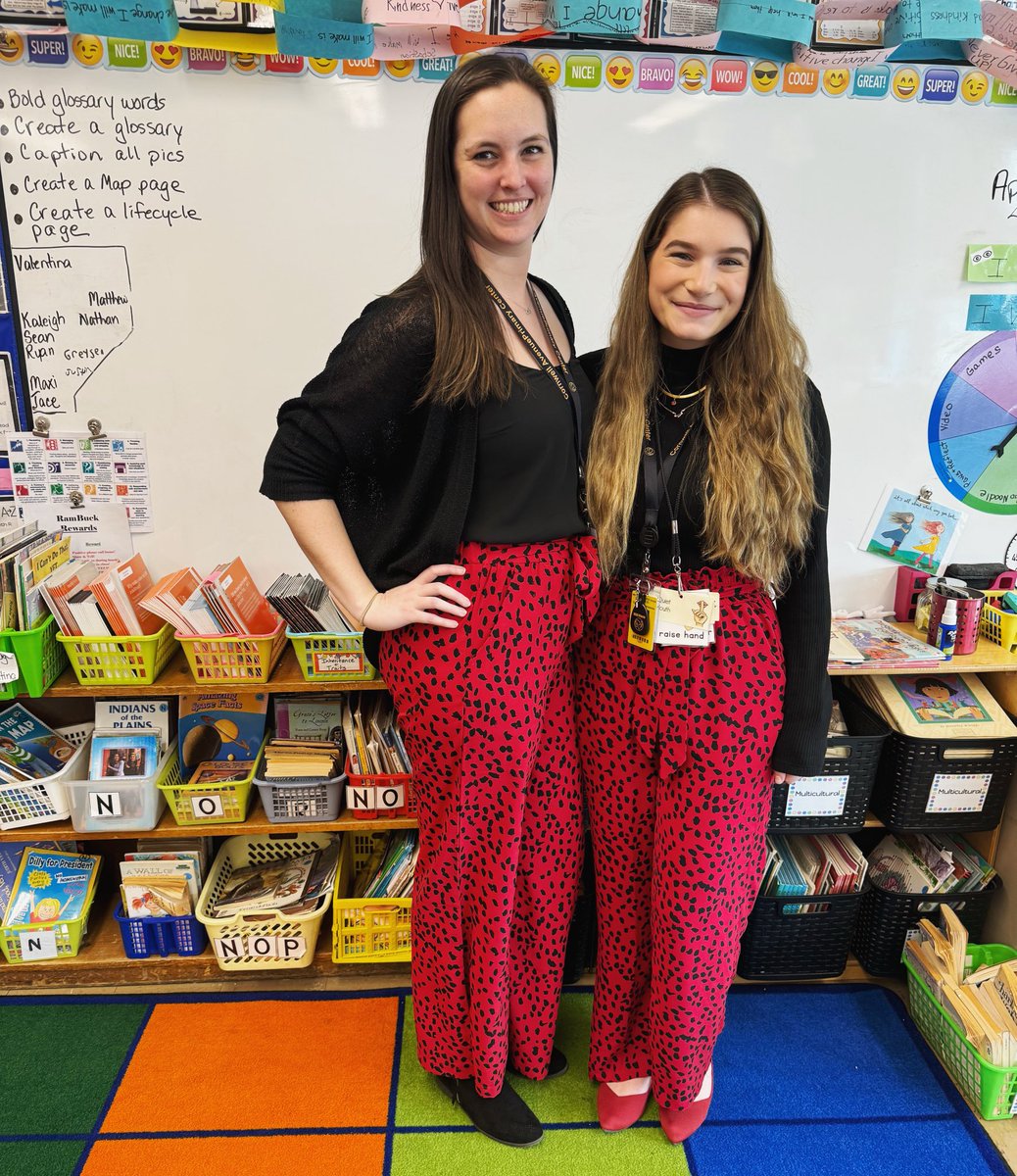 When the 3rd grade team is in sync! #WHe even dress in sync! ❤️ <a href="/WhufsdRams/">Ram Pride</a> <a href="/CornwellAveES/">CornwellAveES</a>