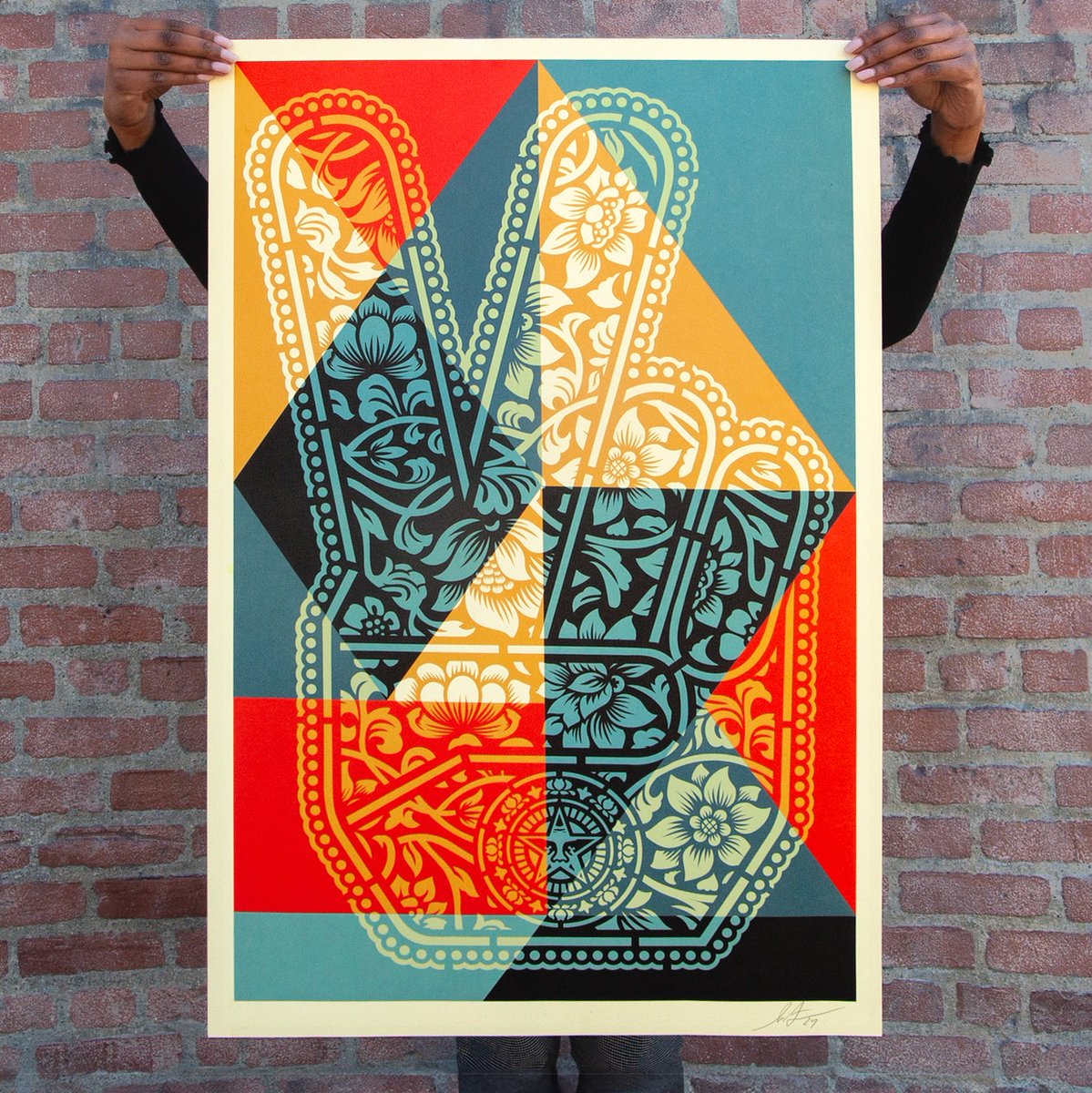 The offset editions of “Peace Fingers Geometric” are available on my website now!: store.obeygiant.com I originally made the “Peace Fingers” image in 2006 as a response to the wars in Iraq and Afghanistan but I recently updated the art with a new floral pattern and geometric