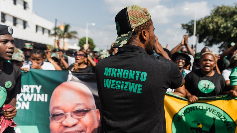 🔴 ‘I have never stolen even a needle, and I did not finish my two terms’, Zuma tells supporters in Joburg.
Dementia is a terrible disease  ? ... 🤔🤔🤔