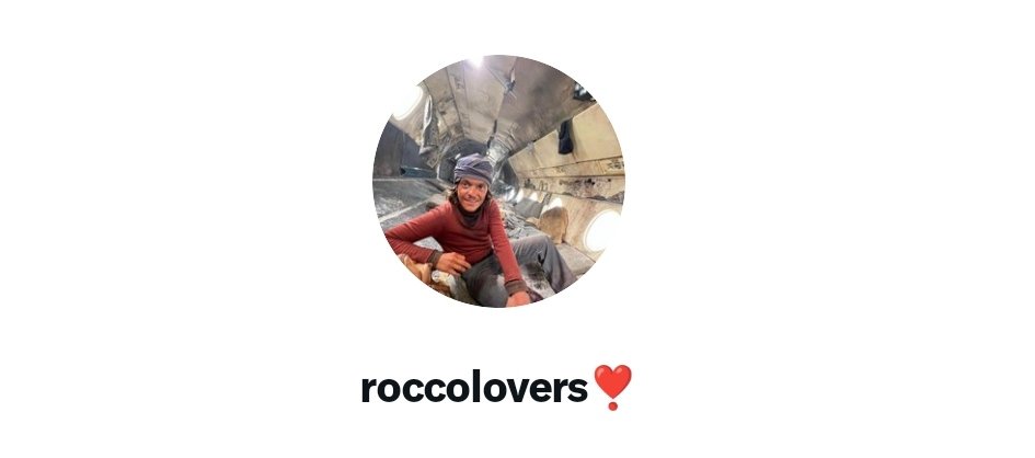 UNANSE A LAS ROCCOLOVERS 
Somos el mejor gc de Rocco Posca
Denle rt así le llega a gente nueva