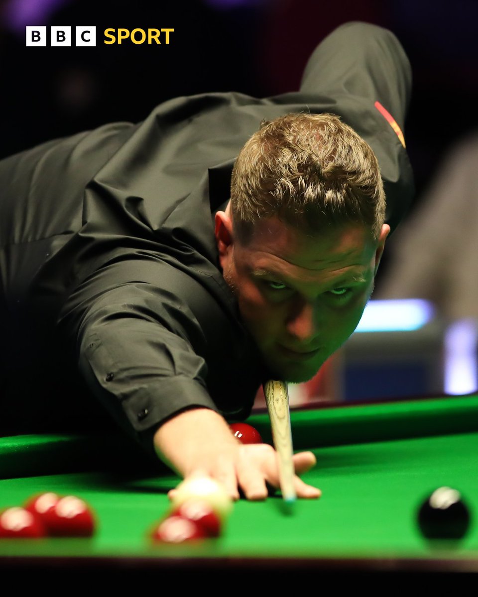 Welshman Daniel Wells is through to the semi-finals of the World Championship qualifiers 👊 🏴󠁧󠁢󠁷󠁬󠁳󠁿 Daniel Wells 10-5 Xing Zihao 🇨🇳 #BBCSnooker