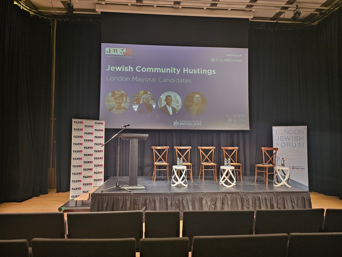 We're here and ready for the Jewish community hustings for Mayor of London with @SadiqKhan, @Councillorsuzie, @robblackie & @ZoeGarbett. You can watch along live at 8pm here: jw3.org.uk/watch-2024-may…