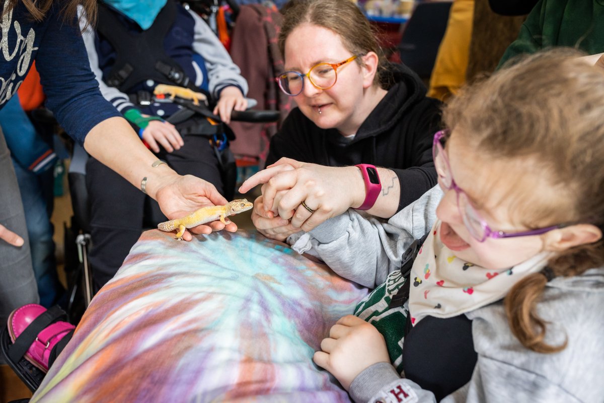 What's your idea of a perfect Friday?💭 Well, last Friday supported children and families enjoyed a morning of meeting some scaley friends, and eating some delicious barbeque food for lunch🤩🐍🦎