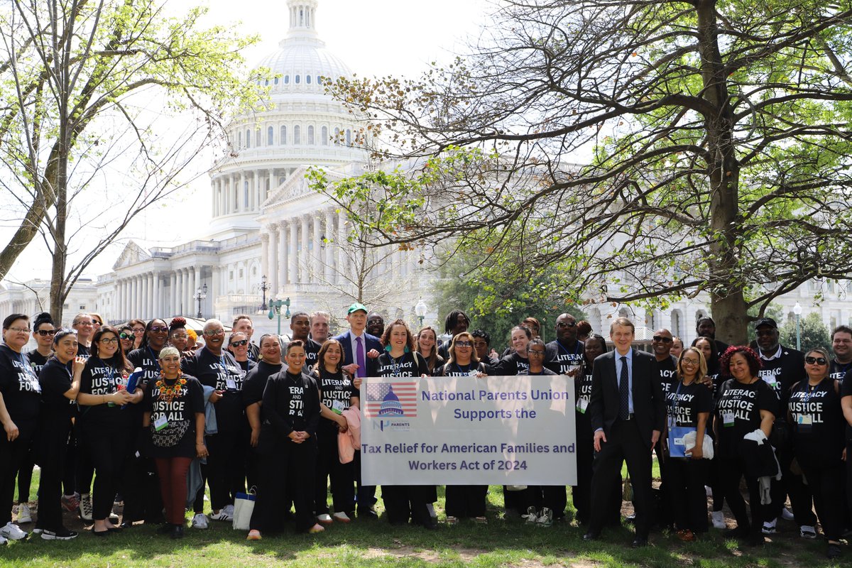 In the richest country in the world, it’s a disgrace that millions of parents struggle to feed their families. I joined @RonWyden and @NationalParents to urge my colleagues to pass the Wyden-Smith tax bill and expand the Child Tax Credit to support families across the country.