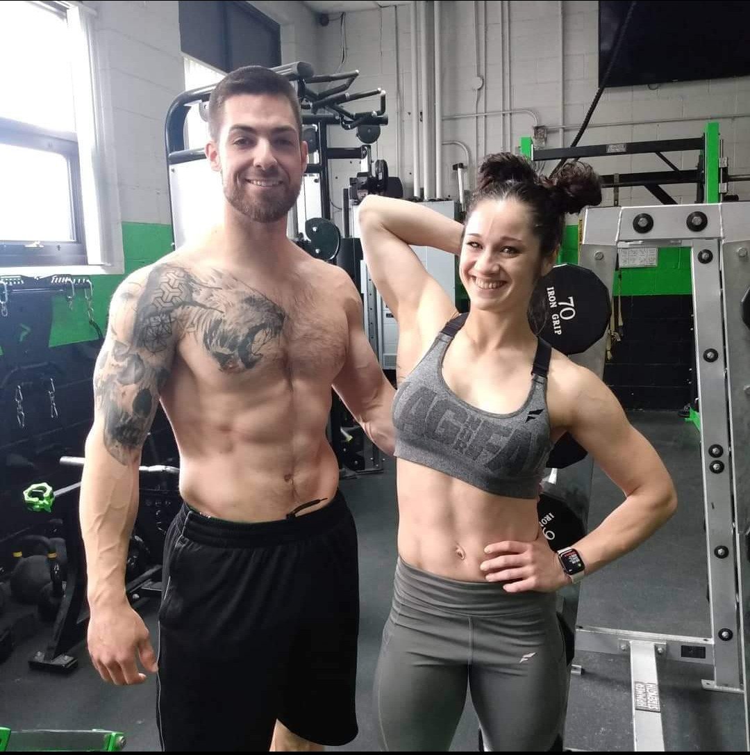 Motleys Fitness, A power couple that let me advertise their business👊🫡🇺🇲

#fitnesscoach #fitnesstips #fitnessjourney #fitnesschallenge #fitnessaddict #fitnesslifestyle #fitnessmotivation #fitnesslife #fitnessmodel #weighttraining