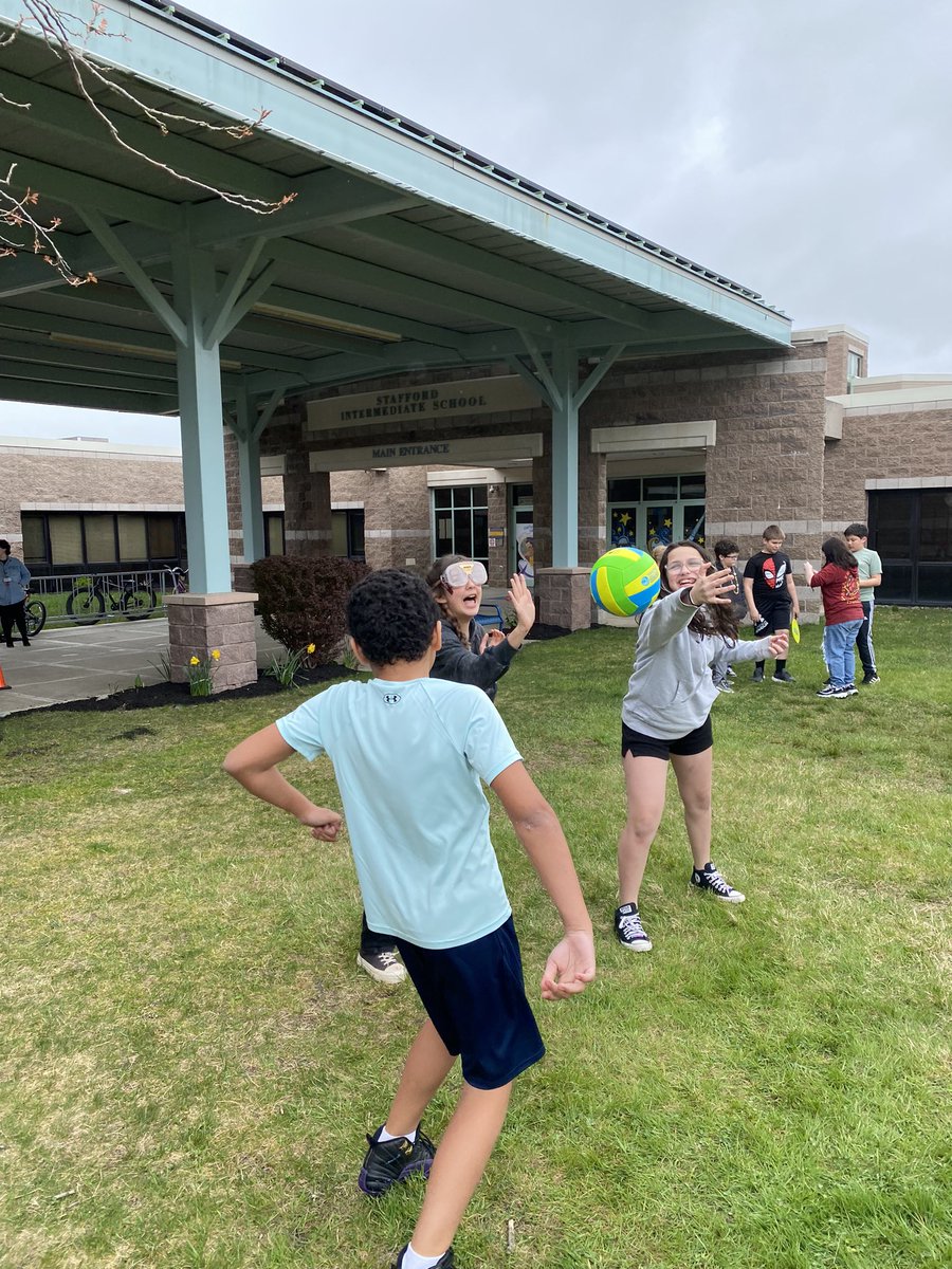 Madison Dean tweet media