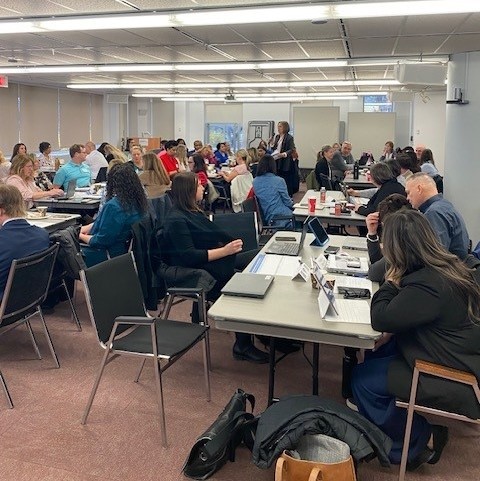 For the fourth leg of the #leadingmentallyhealthyschools regional sessions, our partnership team is in Mississauga working with board teams as they plan forward to create more mentally healthy school environments across the province. #OPCLeadLearn @CPCOofficial @SMHO_SMSO