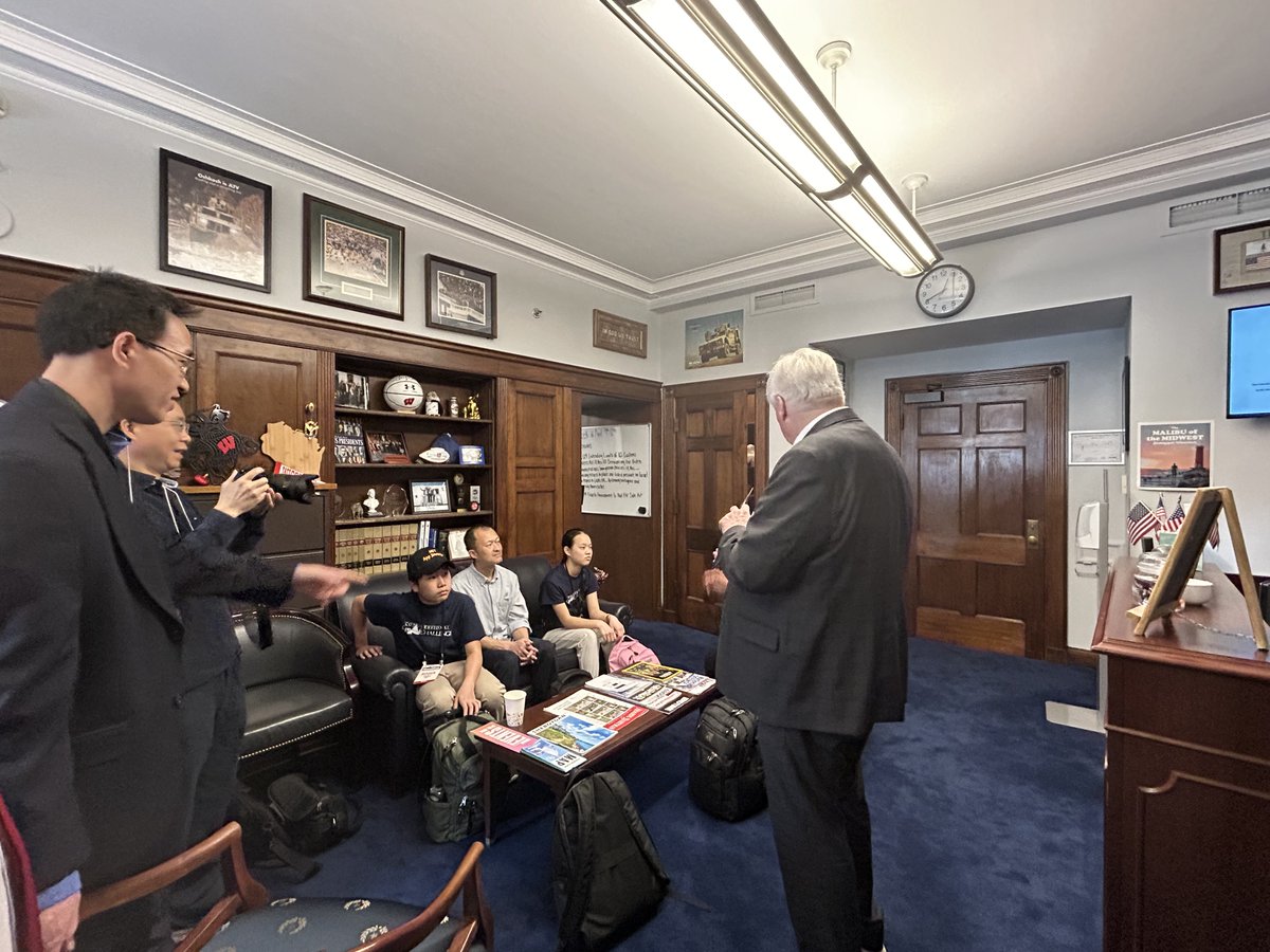 Today, I had the pleasure of hosting WI-06’s congressional app challenge winners. It's inspiring to witness the enthusiasm of these young individuals in app development and STEM fields!