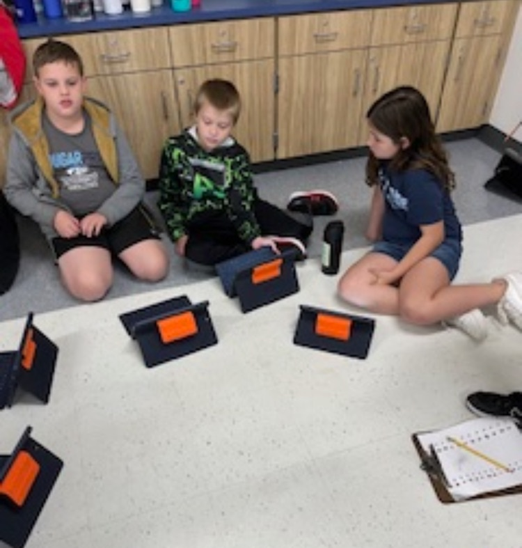 ChinaSpringES's tweet photo. Today Mrs. Gallagher’s class and Ms. Stafford’s class had so much fun reviewing skills for the STAAR by working through an escape room.#ourWHY https://t.co/vYhfm3OlVi