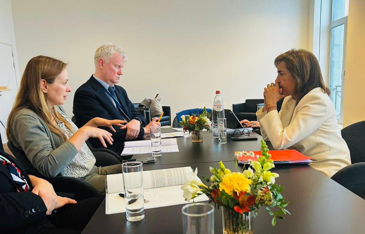 Spotkanie minister @Kpelczynska z dyrektor generalną w @EUinmyRegion @ChristophidouEU w #Bruksela dotyczyło: ✳️ prezydencji PL🇵🇱 w Radzie #UE w 2025 r. ✳️ stanowiska PL ws. przyszłości #PolitykaSpójności po 2027 r. ✅ Minister @Kpelczynska podkreśliła, że spójność we wszystkich…