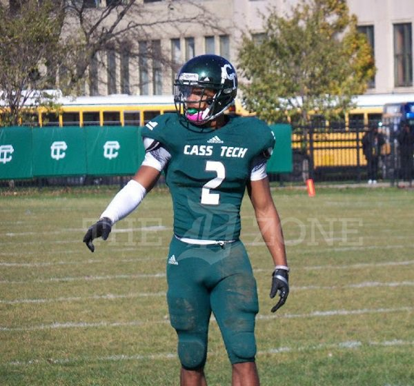 TheD_Zone's tweet photo. Who is the GREATEST Michigan HS Football graduate to wear No. 2?  

https://t.co/yUQSlxAuqT https://t.co/Iv45wu7gLt