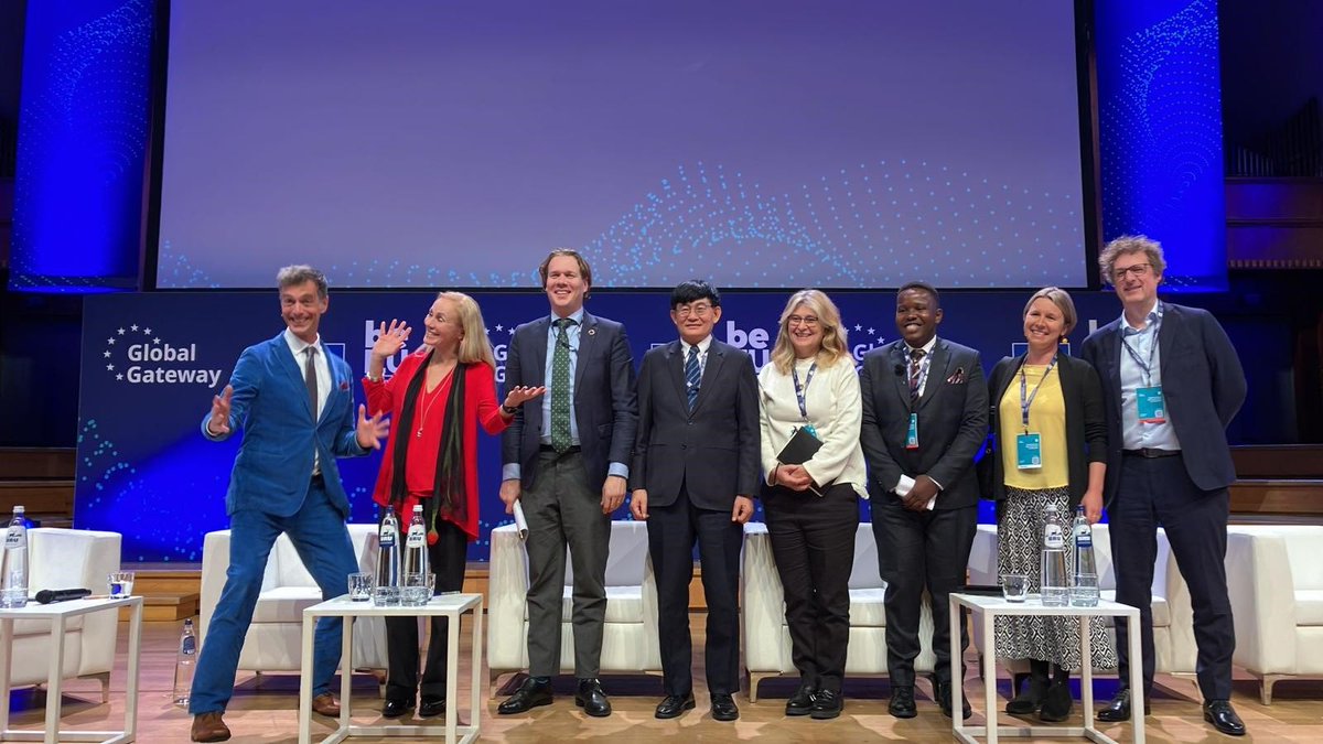 Kitty van der Heijden (@kittyvdheijden) on Twitter photo Joined an insightful panel on greening education at #GlobalGateway Education Event today in Brussels. Climate change isn’t just a crisis for the environment, it's a #ChildRights crisis. Delighted to share <a href="/UNICEF/">UNICEF</a> efforts to integrate green skills into education systems globally. Joined an insightful panel on greening education at #GlobalGateway Education Event today in Brussels. Climate change isn’t just a crisis for the environment, it's a #ChildRights crisis. Delighted to share <a href="/UNICEF/">UNICEF</a> efforts to integrate green skills into education systems globally.