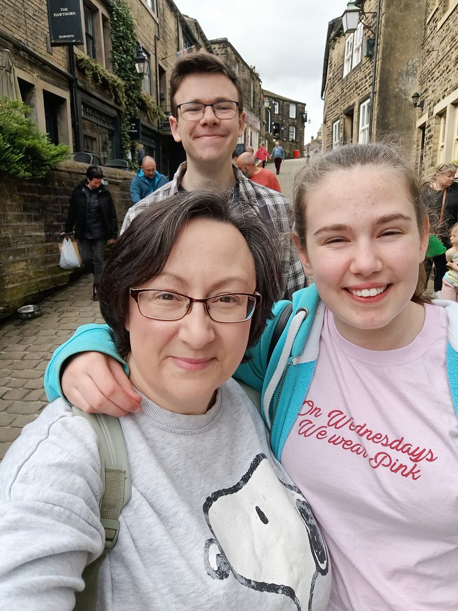 Went to Haworth! Showed the kids round the shops and Main Street. We didn't get to the parsonage or onto the moors, but will next time. They loved it☺️ Went to my now favourite shop, Wave Of Nostalgia. Lots of books and stuff!😃 Had to buy a small version of Wuthering Heights 😍