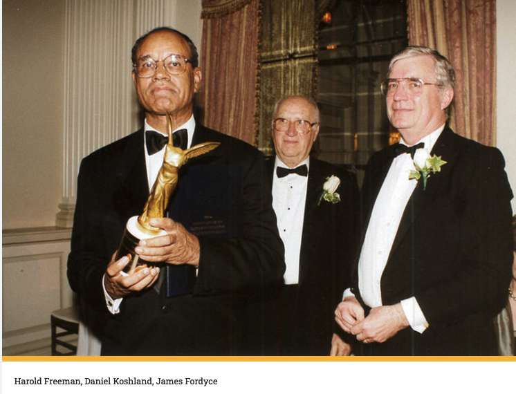 Harold Freeman won a #LaskerAward for addressing #socialdeterminantsofhealth in #cancer. ow.ly/XHw150NFf67 Listen as Freeman speaks with a young doctor about how to bring care to those who need it most on Dial An Idol: ow.ly/RzVQ50NFf68 #NationalCancerControlMonth