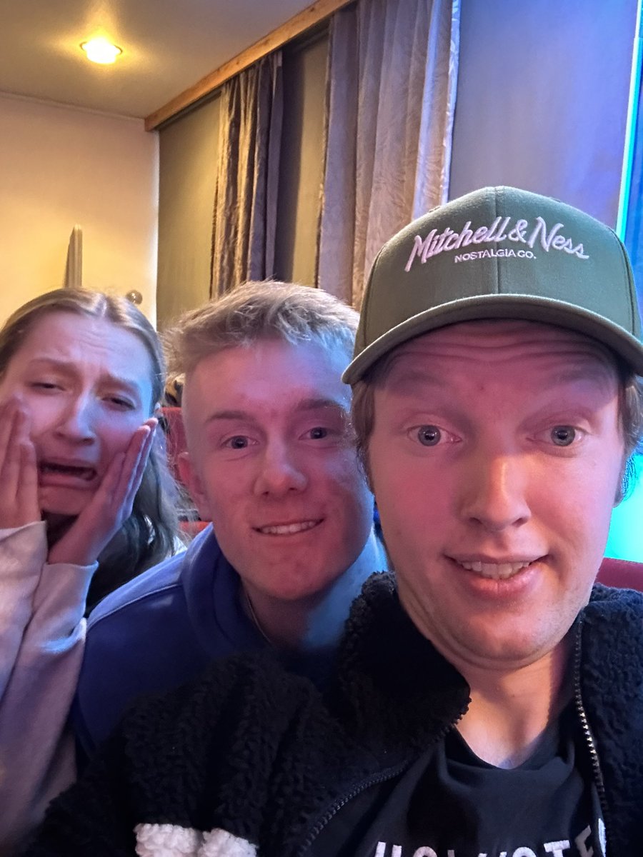 Persolsnes's tweet photo. På torsdagsmøte https://t.co/istwV8PCTB