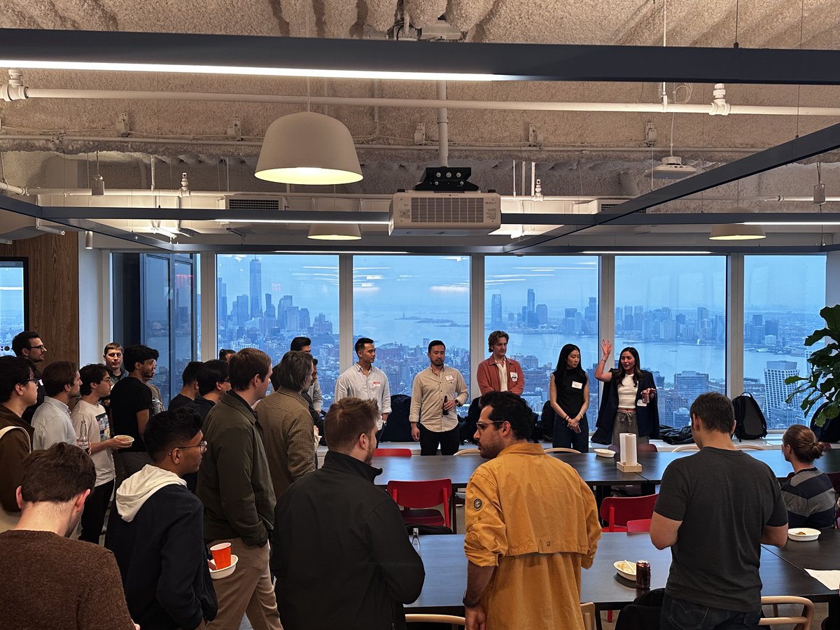 Big shoutout to the 100+ founders who joined us last night for the NYC founders event! We're so proud to work with the amazing folks at @GustoHQ, @mercury, @CausalHQ, & @NEA to support founders all over the big apple 🍎🏙️