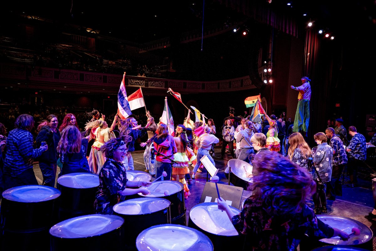 Throwing it back to last Friday and the World Music & Dance Concert 💃 🎶 The 12th annual event featured the Kashtan School of Ukrainian Dance along with multiple @ohiou music and dance ensembles. #ForeverOHIO