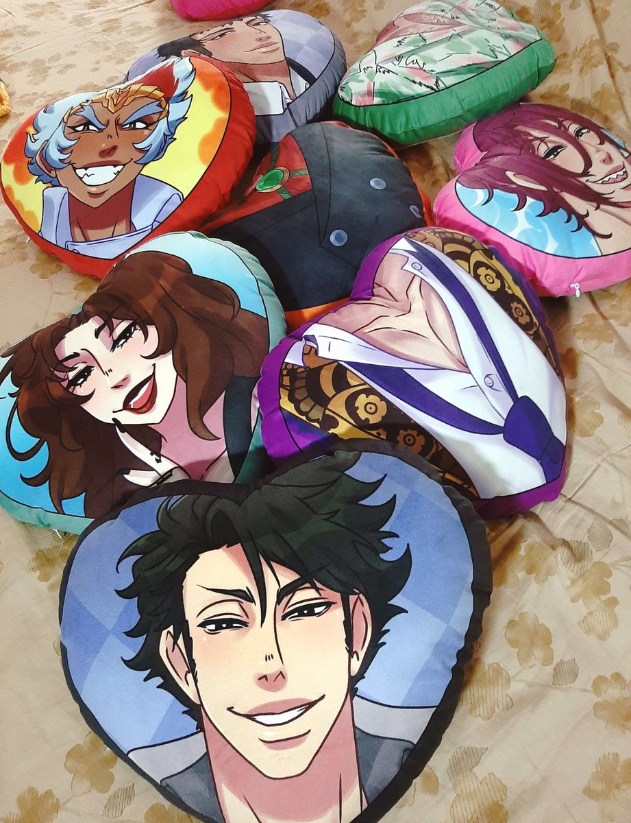 💙Round 4 for pre-orders of my Custom Heart Pillow Commissions are now open from 4/11 - 4/25! If you are interested, please DM me, or comment, and I will send you the form to sign-up! You can also find more information on my store: lemonboba.com/product/custom…