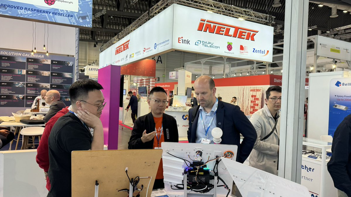its_hard_2_name's tweet image. Finally, it’s done!
Very nice exhibition and so many cool things!

See you guys in the next year!😊

#m5stack #espressif #raspberrypi #embeddedworld