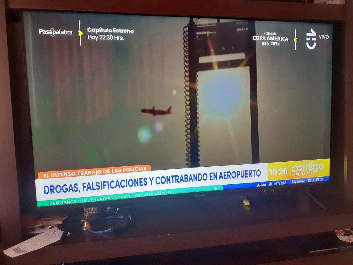 #ContigoCHV rayando en el absurdo. Ha repetido decenas de veces mismo reportaje. Causar alarma y terror es la consigna en @chv.